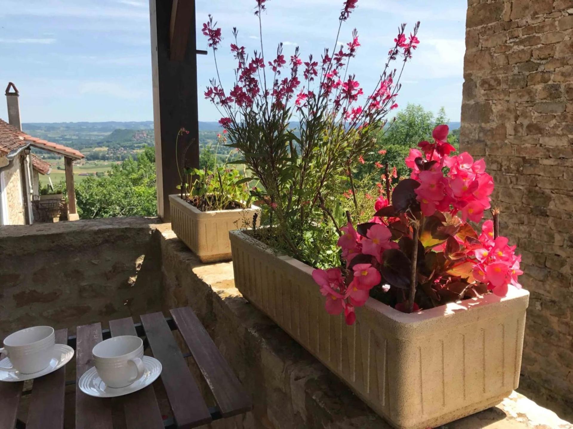 Manoir De Rieuzal Bed & Breakfast Loubressac Bagian luar foto