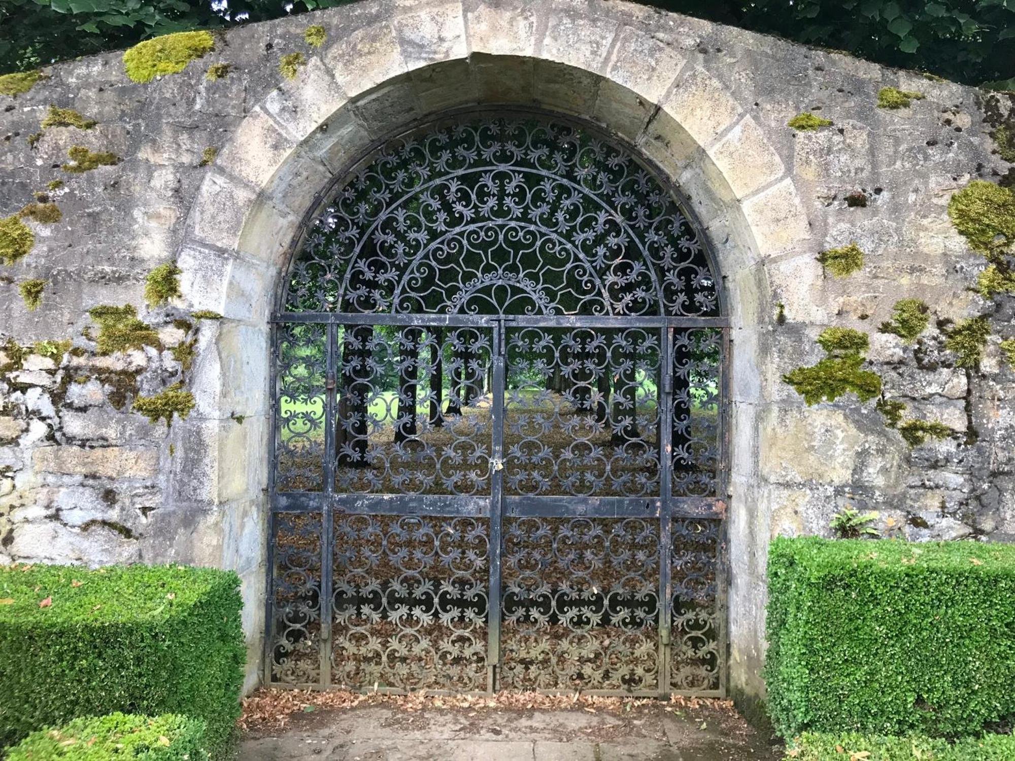 Manoir De Rieuzal Bed & Breakfast Loubressac Bagian luar foto