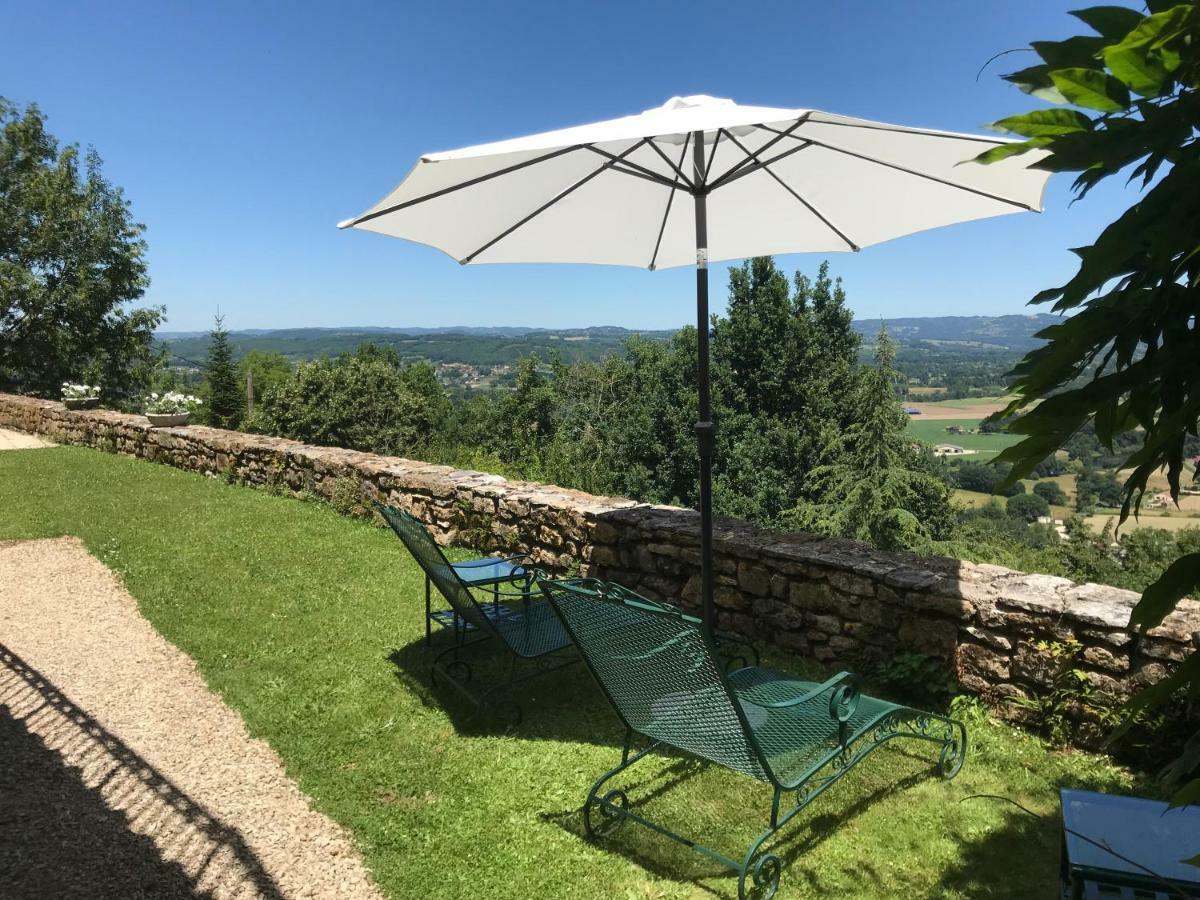 Manoir De Rieuzal Bed & Breakfast Loubressac Bagian luar foto